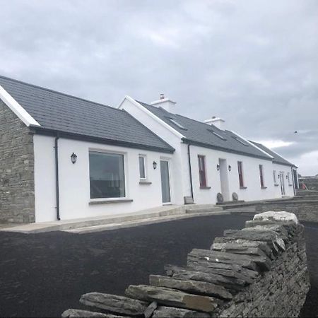 Conway'S Cottage With Sea View Nestling By Cliffs-Of-Moher リスカナー エクステリア 写真