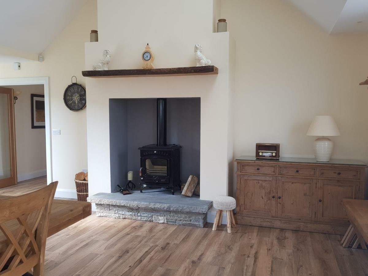 Conway'S Cottage With Sea View Nestling By Cliffs-Of-Moher リスカナー エクステリア 写真